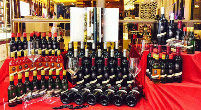 進(jìn)口紅酒加盟店應(yīng)該怎么經(jīng)營(yíng)? 進(jìn)口紅酒加盟店應(yīng)該怎么經(jīng)營(yíng)?